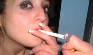 jak kouřit cigarety